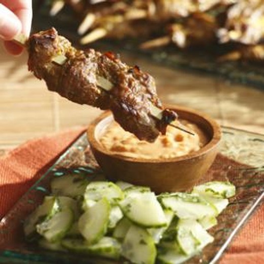 Chicken/Beef Satay Skewers with Spicy Peanut Sauce